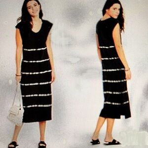 Universal Thread B & W Tie-Dye Maxi M